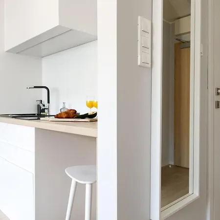 Апартаменты Close-urban Chic - Rynek Square - Great Location&kuznicza Вроцлав